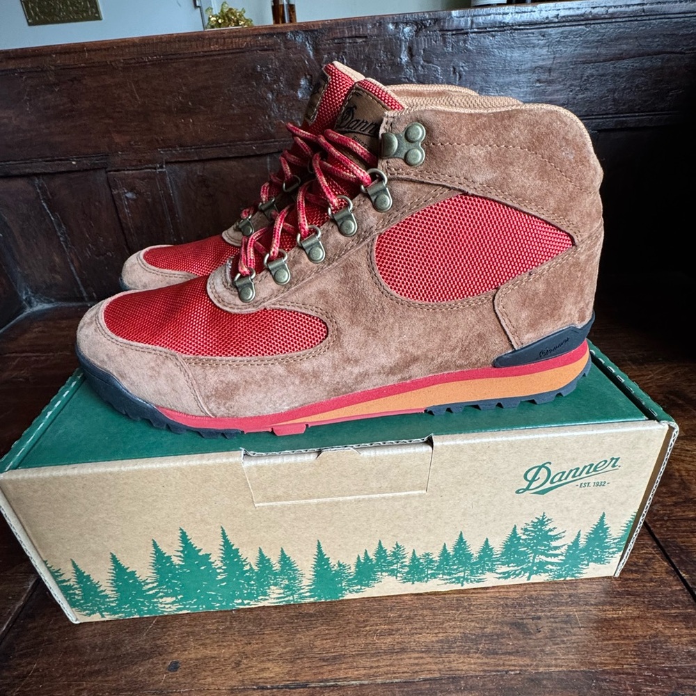 Danner Jag classic hiking New!